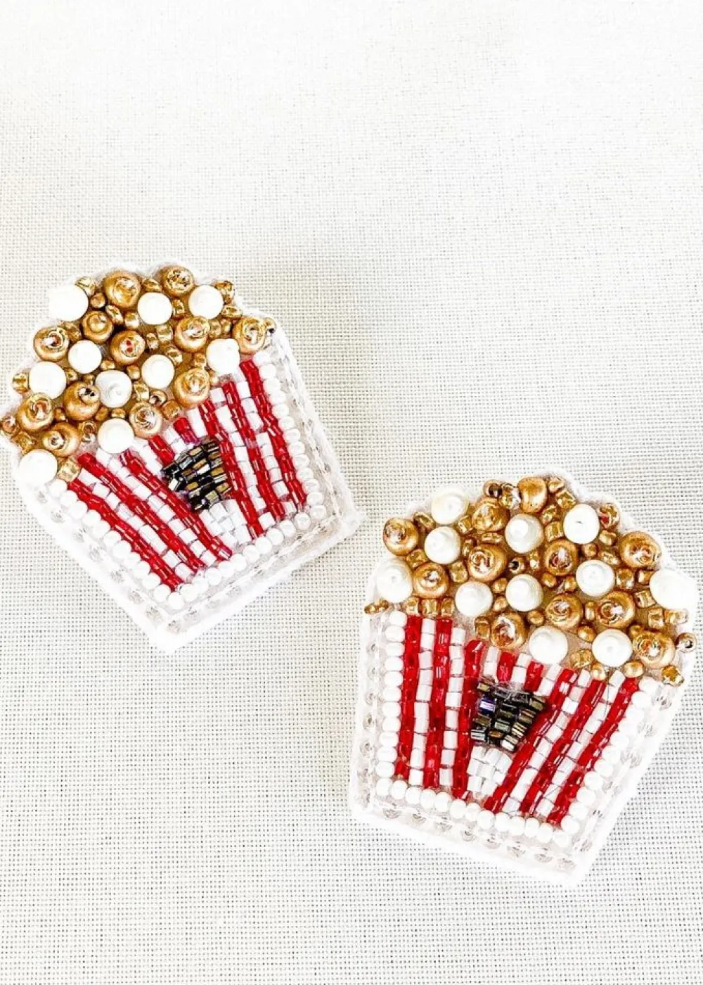 Dos Femmes Popcorn Earrings