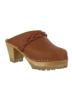 MIA shoes Elsa Luggage Clog