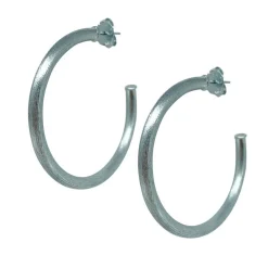 Sheila Fajl Ice Smaller Everybody'S Favorite Hoops