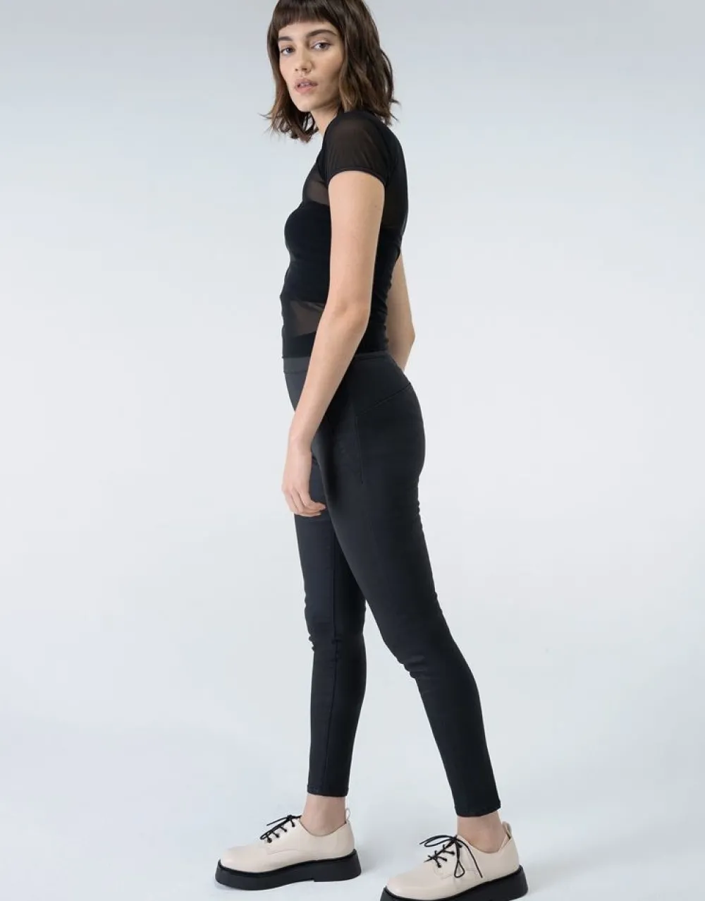 Unpublished Ava Vegan Legging In Burnished